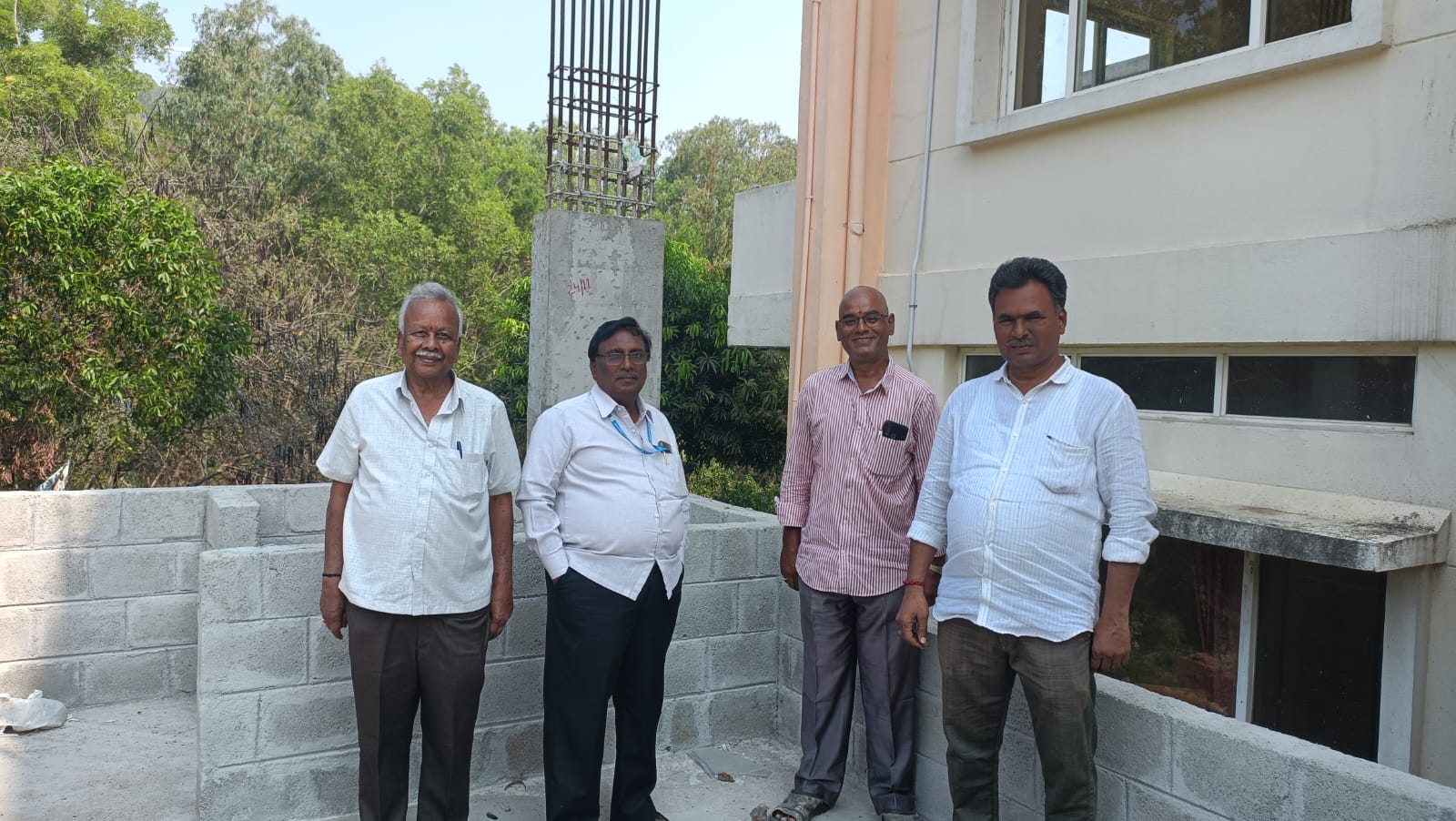 Vasavi Foundation – AP News – Visit of Sri Pathi Seetharamaiah, Vasavi Nityanna Seva Trust Founder, Bangalore visited Foundation Office, Tirupathi.